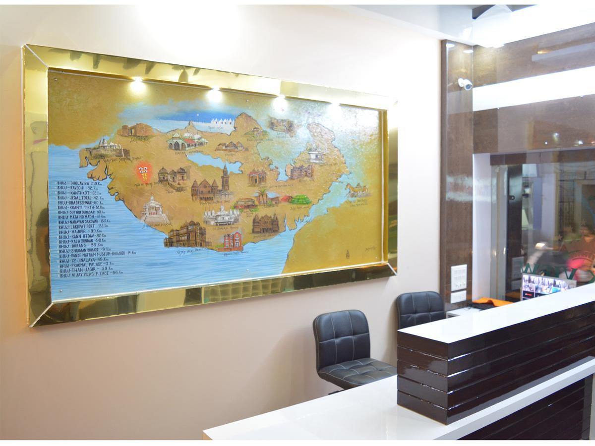 Stayguru Park View Residency Bhuj Buitenkant foto